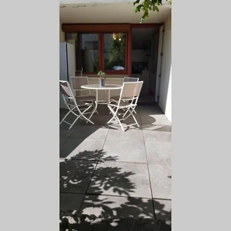 2* Rdc+ Terrasse & Parking Prive Lejlighed