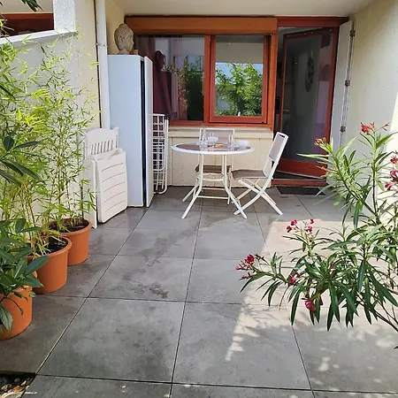 2* Rdc+ Terrasse & Parking Prive